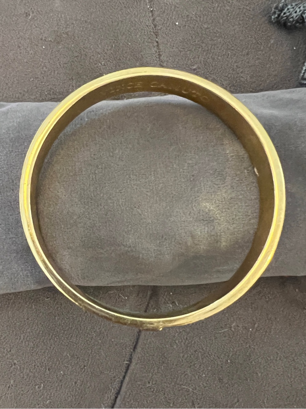 Vince Camuto Black Enamel Gold Tone Bangle Bracelet Chic Classic - Picture 5 of 5